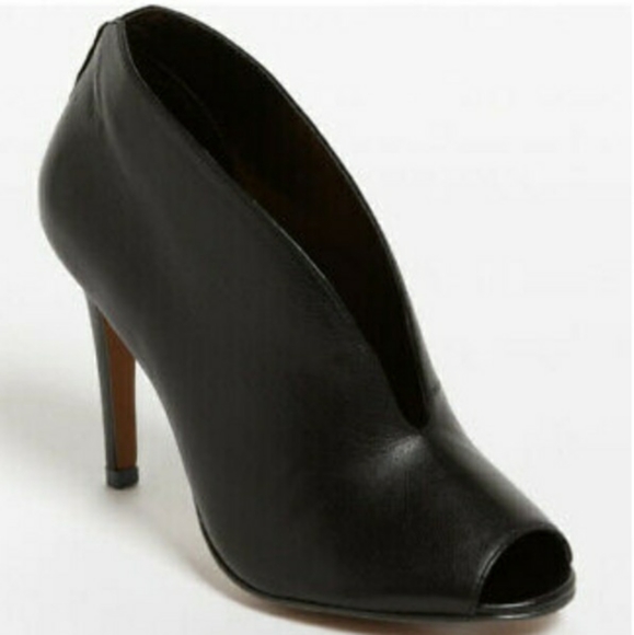 Halogen Shoes - Halogen Black Peep Toe Heel